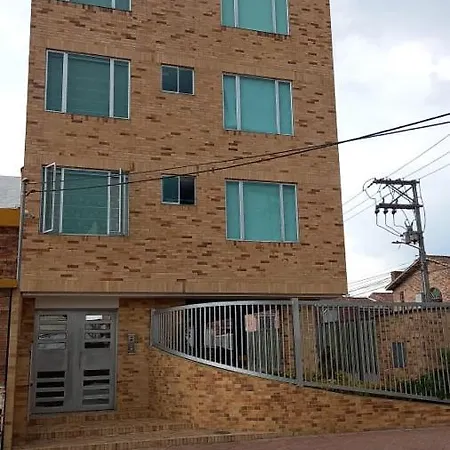 Hermoso Apartamento Con Estacionamiento Gratuito Chia N1 Exterior photo